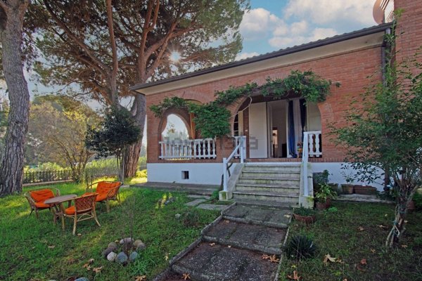 casa indipendente in vendita a Comacchio in zona Lido delle Nazioni