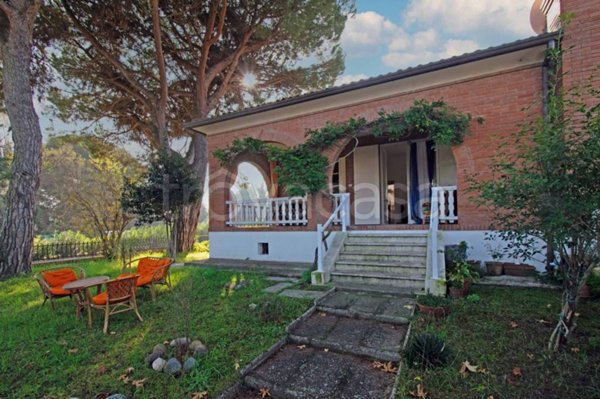casa indipendente in vendita a Comacchio in zona Lido delle Nazioni