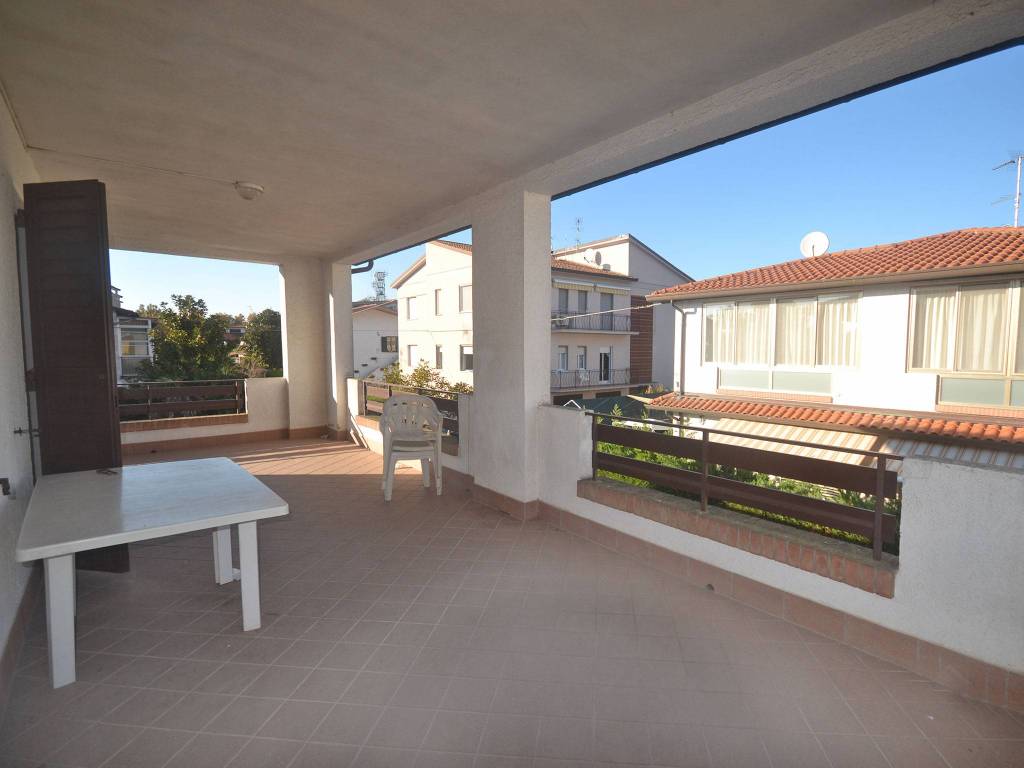 casa indipendente in vendita a Comacchio in zona Lido delle Nazioni