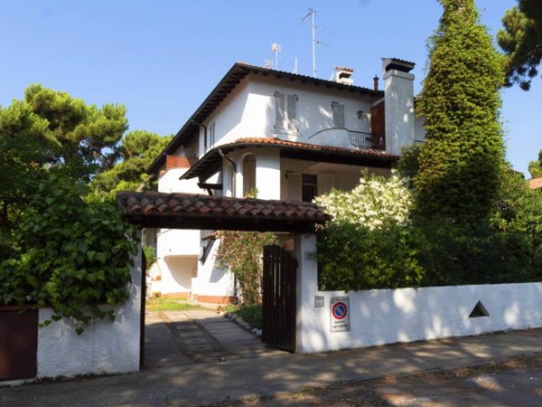 casa indipendente in vendita a Comacchio in zona Lido di Spina