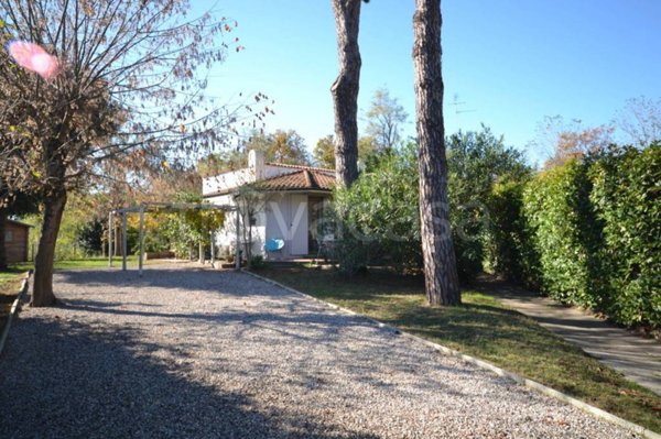casa indipendente in vendita a Comacchio in zona Lido delle Nazioni