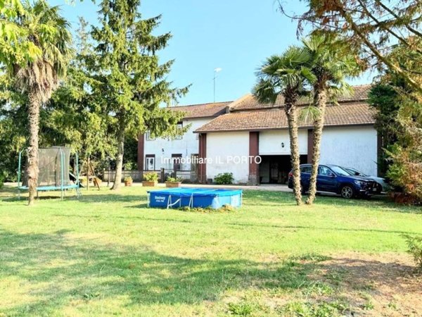 casa indipendente in vendita a Comacchio