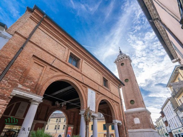 negozio in vendita a Comacchio