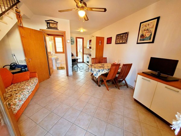 casa indipendente in vendita a Comacchio in zona Lido degli Estensi