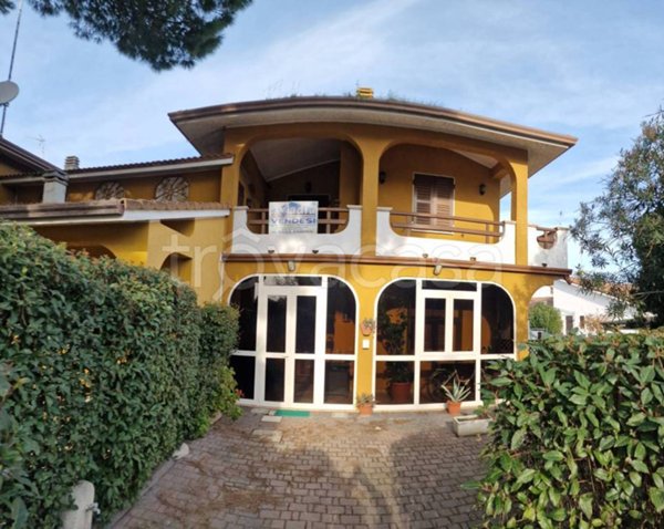 casa indipendente in vendita a Comacchio in zona Lido delle Nazioni