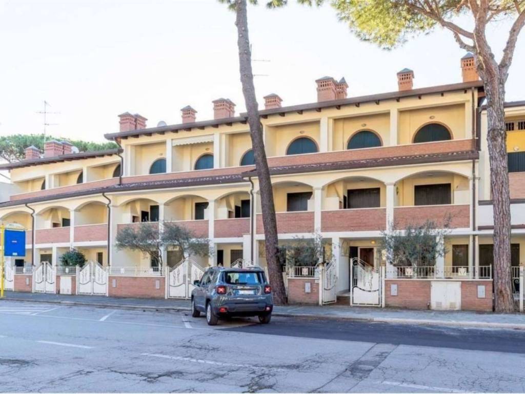 appartamento in vendita a Comacchio in zona Lido di Spina