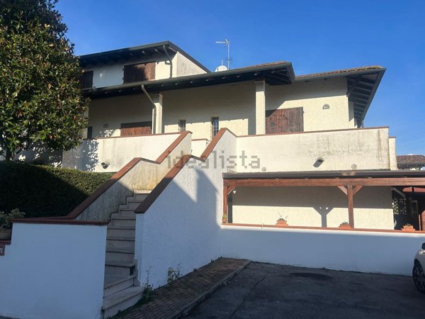 appartamento in vendita a Comacchio in zona Porto Garibaldi