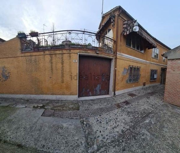 casa indipendente in vendita a Comacchio