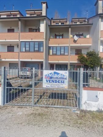 casa indipendente in vendita a Comacchio in zona San Giuseppe
