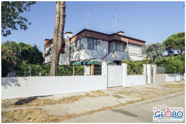 casa indipendente in vendita a Comacchio in zona Lido delle Nazioni