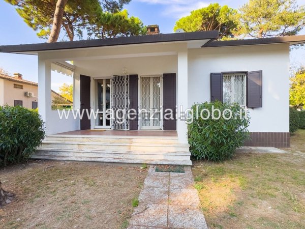 casa indipendente in vendita a Comacchio in zona Lido delle Nazioni