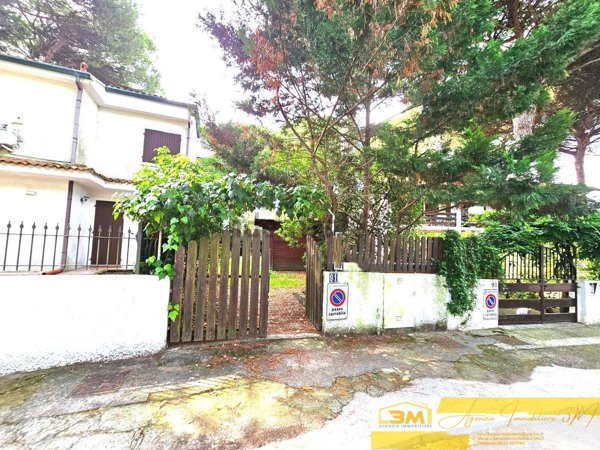 casa indipendente in vendita a Comacchio in zona Lido di Spina