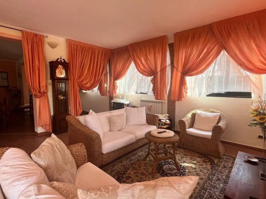 casa indipendente in vendita a Comacchio in zona Lido delle Nazioni