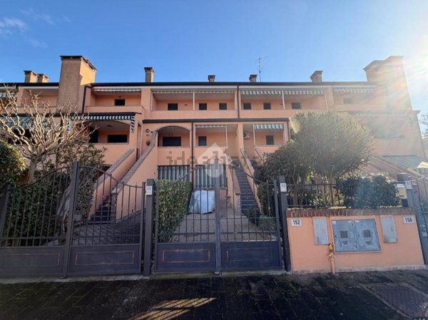 appartamento in vendita a Comacchio in zona Lido degli Estensi