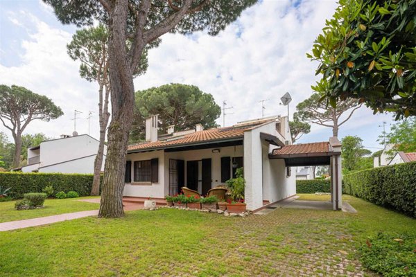 casa indipendente in vendita a Comacchio in zona Lido di Spina