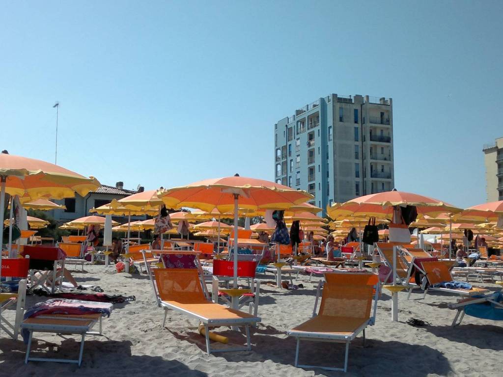 appartamento in vendita a Comacchio in zona Lido degli Scacchi