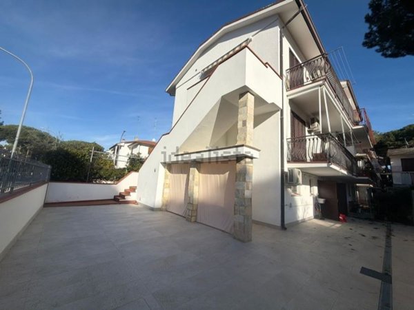 appartamento in vendita a Comacchio in zona Lido degli Estensi