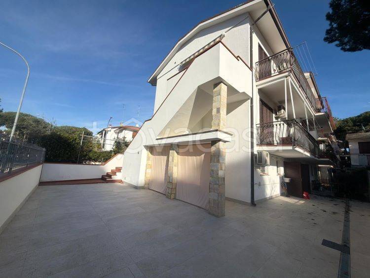 appartamento in vendita a Comacchio in zona Lido degli Estensi