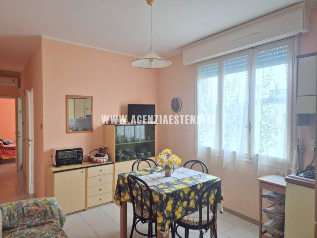 appartamento in vendita a Comacchio in zona Lido degli Estensi