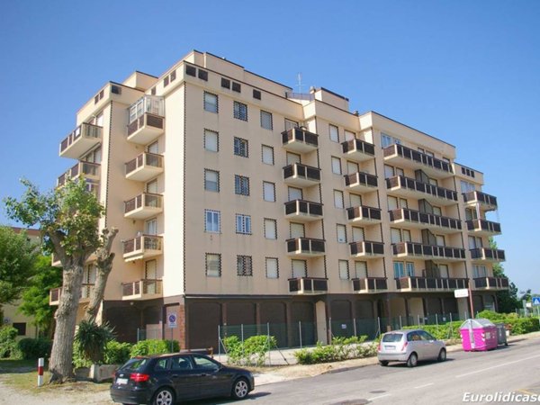 appartamento in vendita a Comacchio in zona Lido degli Scacchi