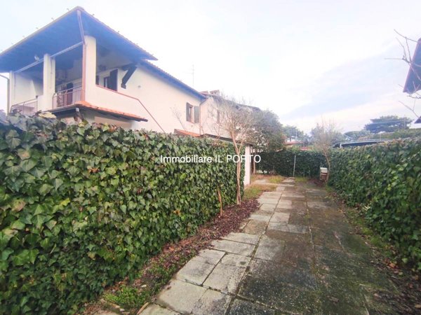 casa indipendente in vendita a Comacchio in zona Lido delle Nazioni