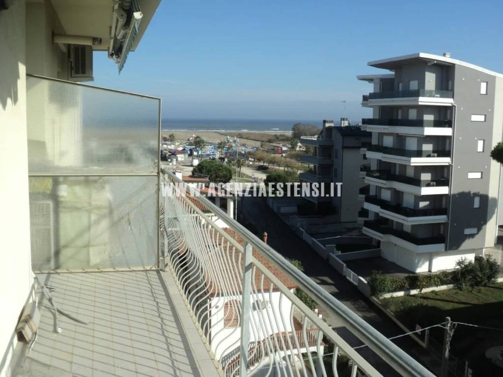 appartamento in vendita a Comacchio in zona Lido degli Estensi