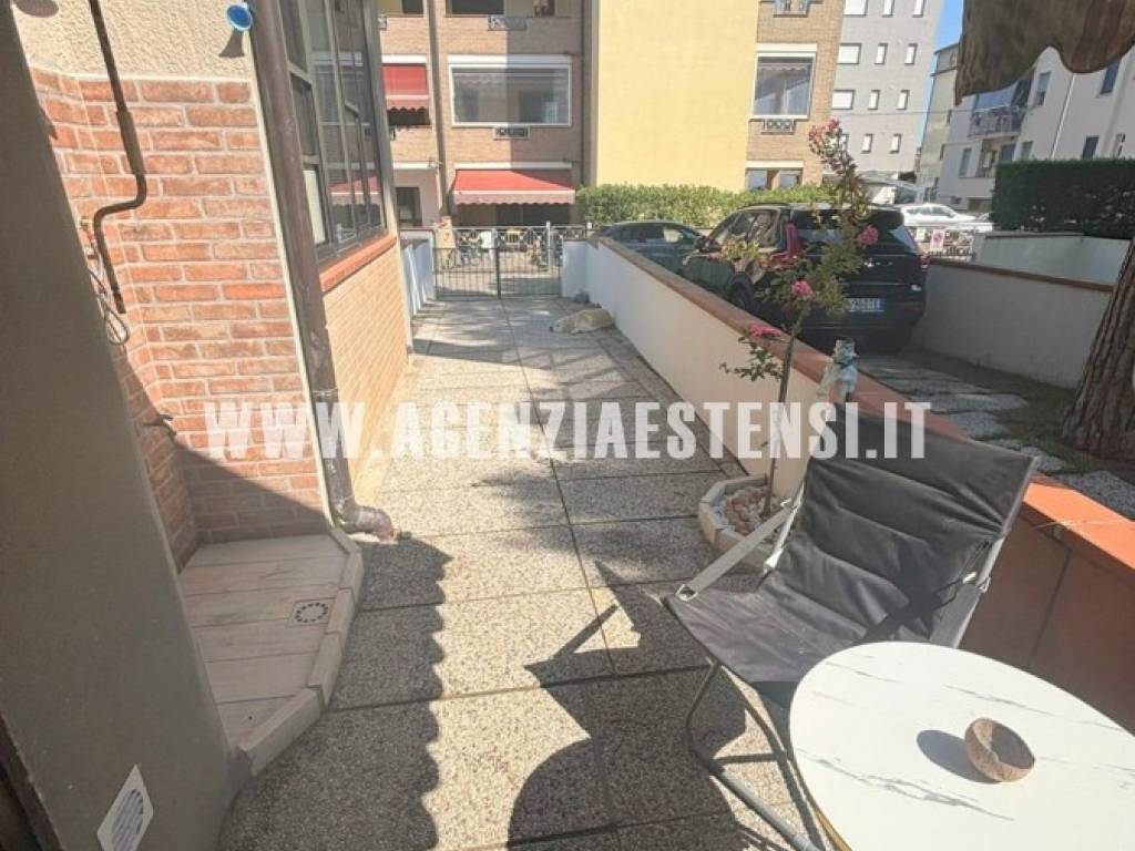 casa indipendente in vendita a Comacchio in zona Lido degli Estensi