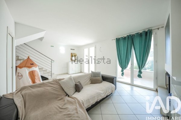 casa indipendente in vendita a Comacchio in zona Porto Garibaldi