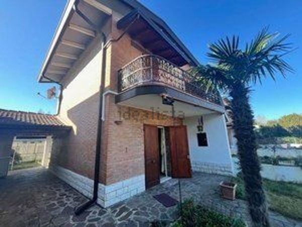 casa indipendente in vendita a Comacchio in zona Lido delle Nazioni