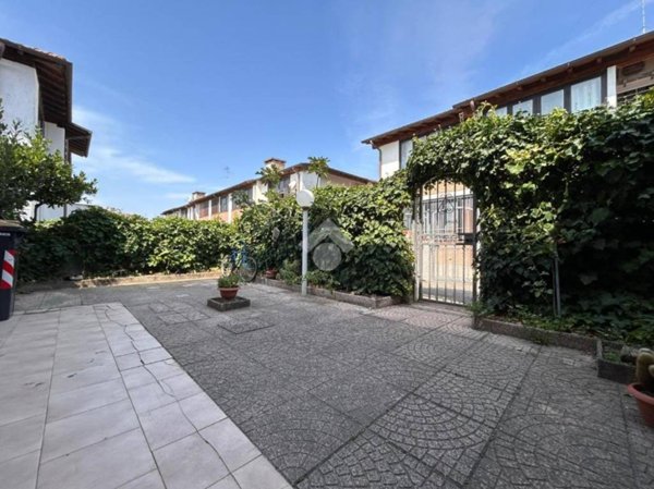 appartamento in vendita a Comacchio in zona Lido degli Estensi