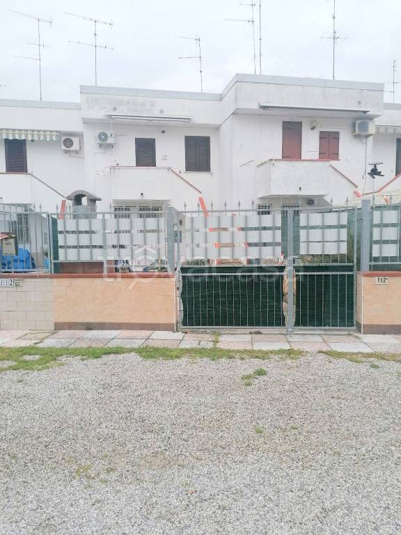 casa indipendente in vendita a Comacchio in zona Lido delle Nazioni