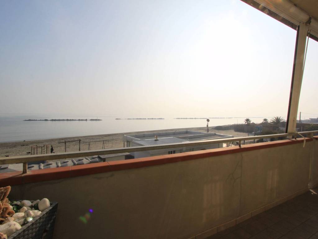 appartamento in vendita a Comacchio in zona Lido di Pomposa