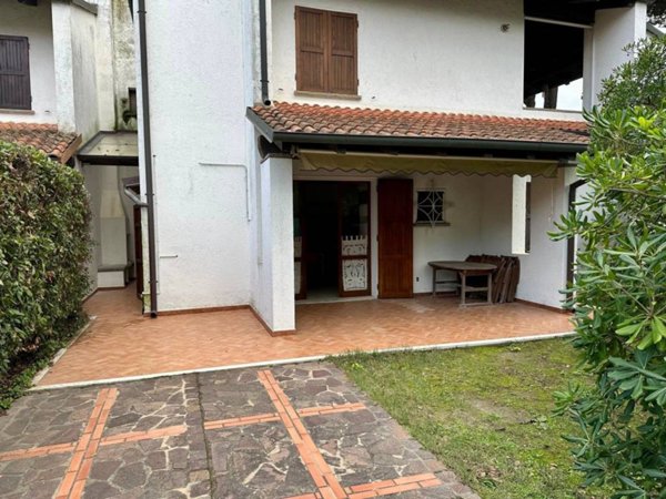 appartamento in vendita a Comacchio in zona Lido di Spina