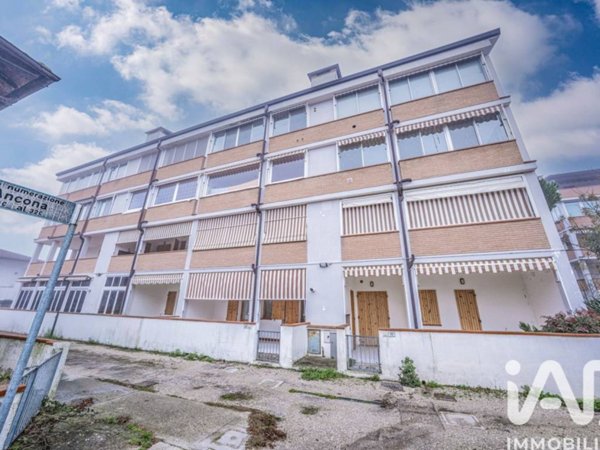 appartamento in vendita a Comacchio in zona Lido degli Estensi