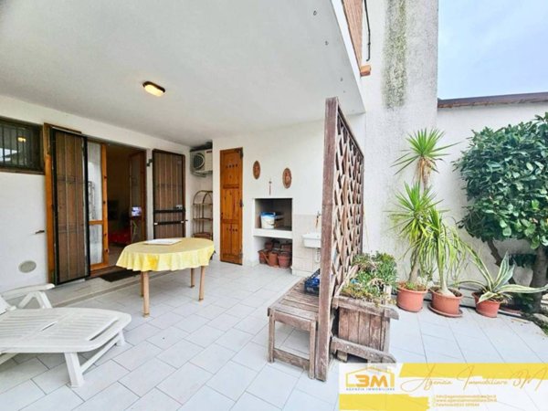 casa indipendente in vendita a Comacchio in zona Lido degli Estensi