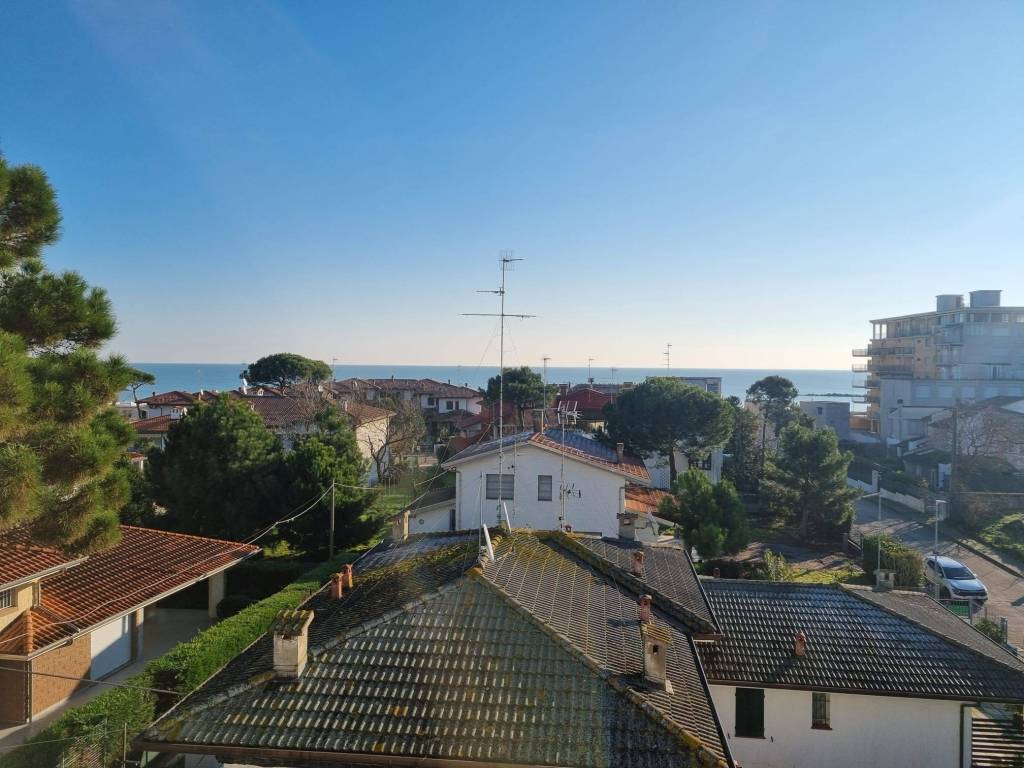 appartamento in vendita a Comacchio in zona Lido degli Scacchi