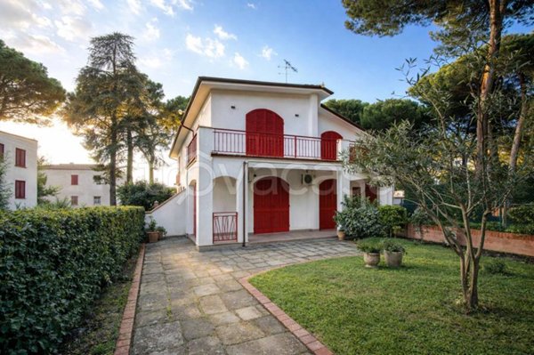 casa indipendente in vendita a Comacchio in zona Lido di Spina