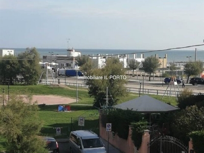 appartamento in vendita a Comacchio in zona Porto Garibaldi