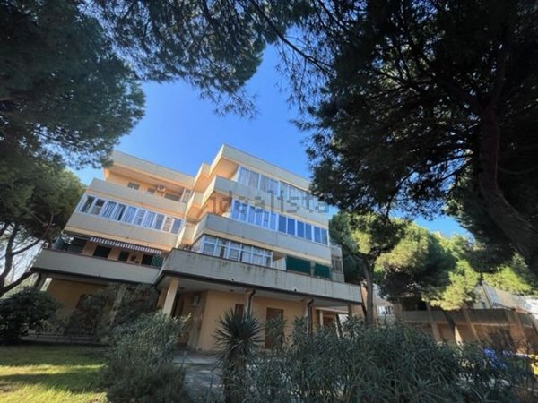 appartamento in vendita a Comacchio in zona Porto Garibaldi