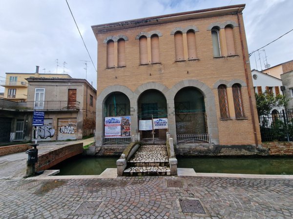 casa indipendente in vendita a Comacchio