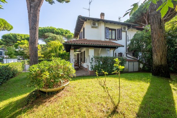 casa indipendente in vendita a Comacchio in zona Lido di Spina