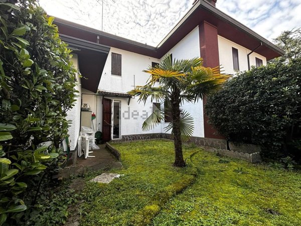 casa indipendente in vendita a Comacchio in zona Lido delle Nazioni