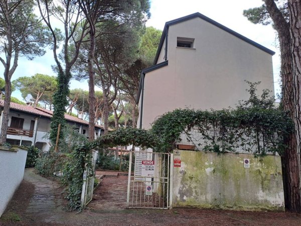 casa indipendente in vendita a Comacchio in zona Lido di Spina