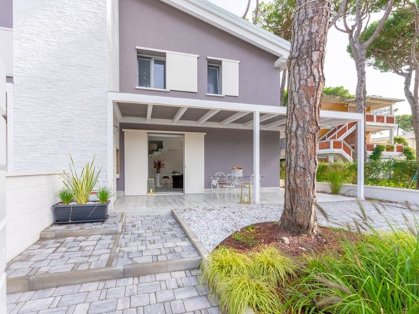 casa indipendente in vendita a Comacchio in zona Lido di Spina