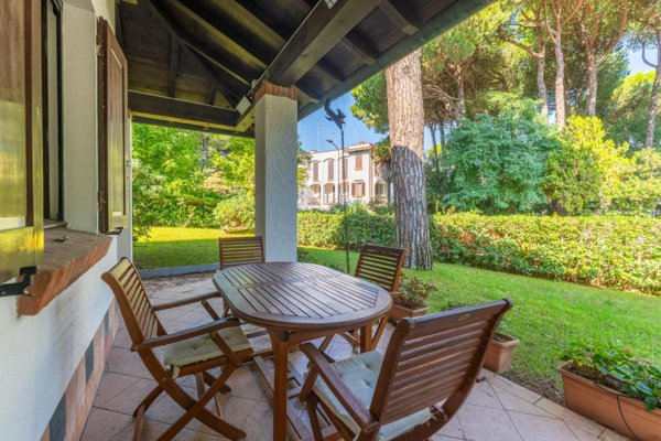 casa indipendente in vendita a Comacchio in zona Lido di Spina