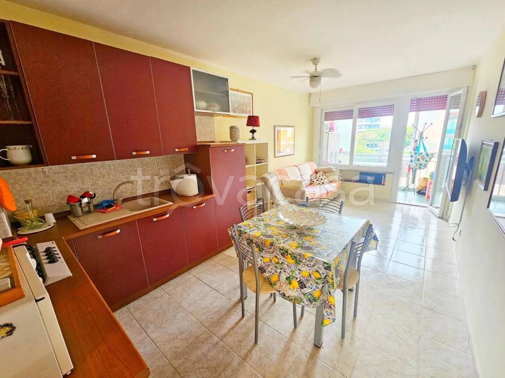 appartamento in vendita a Comacchio in zona Lido degli Estensi