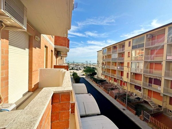 appartamento in vendita a Comacchio in zona Lido degli Estensi