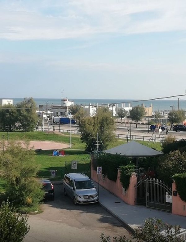 appartamento in vendita a Comacchio in zona Porto Garibaldi