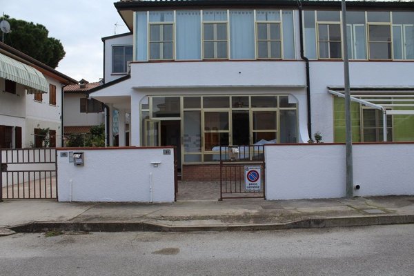 appartamento in vendita a Comacchio in zona Porto Garibaldi