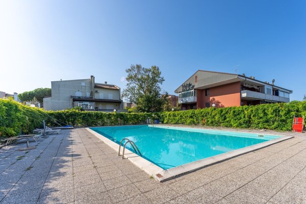 appartamento in vendita a Comacchio in zona Lido di Spina